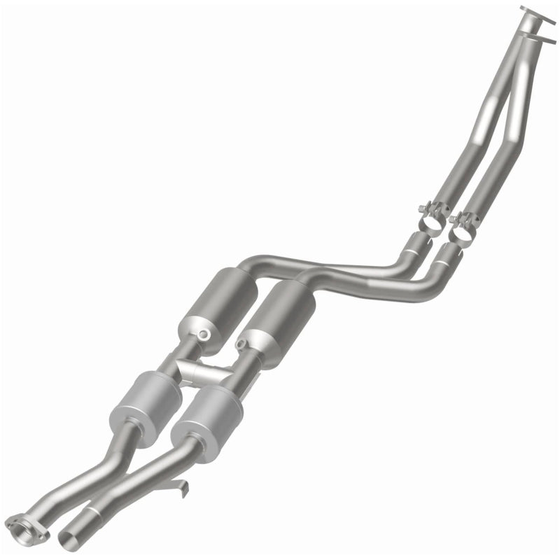 MagnaFlow Direct Fit Catalytic Converter 96-98 BMW 328 2.8L