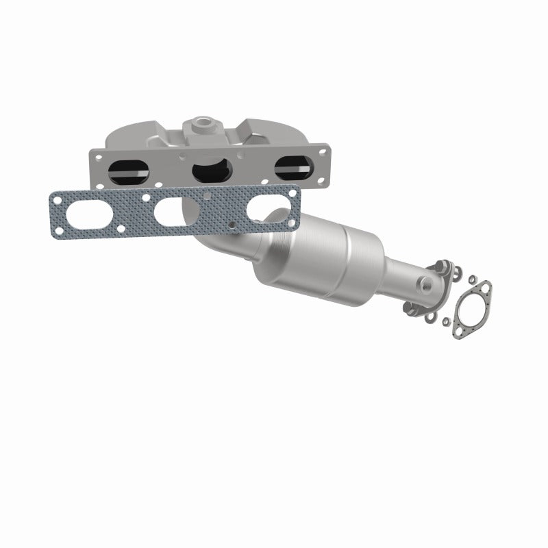 MagnaFlow Direct Fit Catalytic Converter BMW 5 04-05 Rear Mani