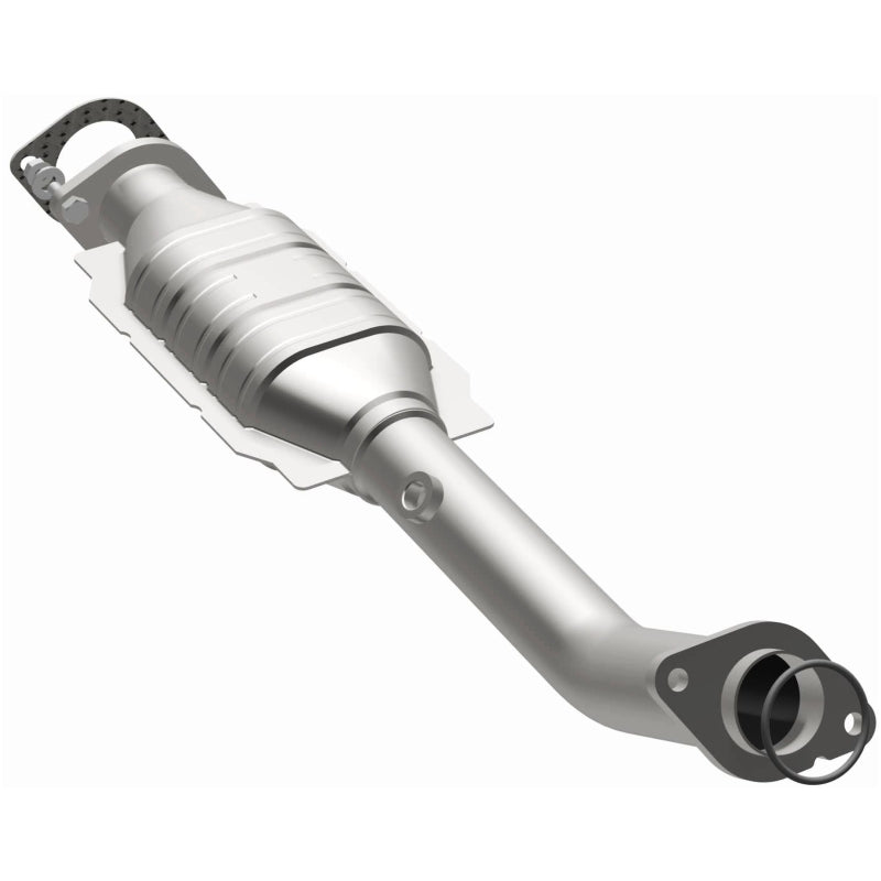 MagnaFlow Direct Fit Catalytic Converter 07 Titan 5.6L D/S rr OEM