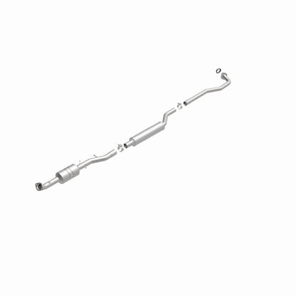 MagnaFlow Direct Fit Catalytic Converter 2008-2009 OUTLANDER 2.4 L Underbody