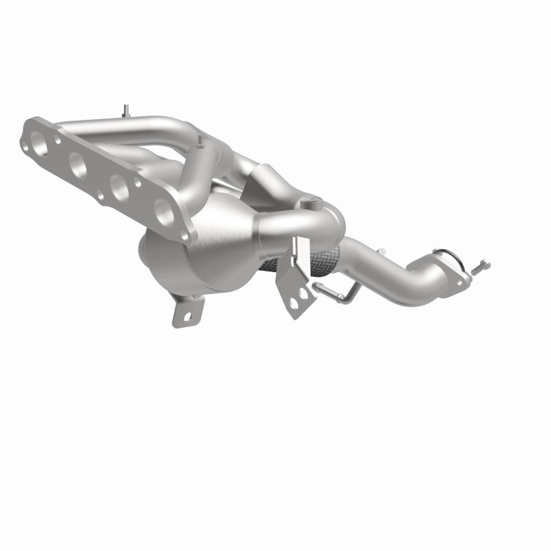 MagnaFlow Direct Fit Catalytic Converter 16-17 Mazda CX-3 L4 OEM Manifold