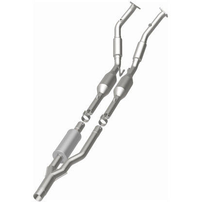 MagnaFlow Direct Fit Catalytic Converter 06- Audi A3 Quattro 3.2L
