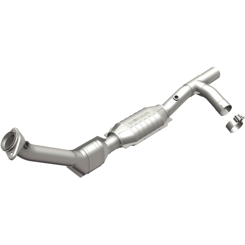 MagnaFlow Direct Fit Catalytic Converter 99-02 Expedition 5.4L 4wd