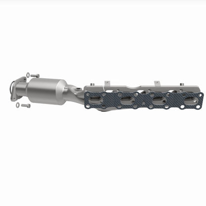 MagnaFlow 05-06 Nissan Titan 5.6L Direct Fit Converter