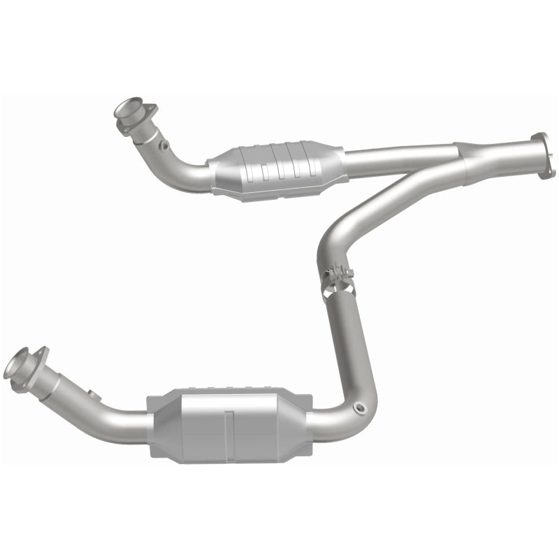 MagnaFlow Direct Fit Catalytic Converter 00-01Tahoe/Yukon V8 5.7L
