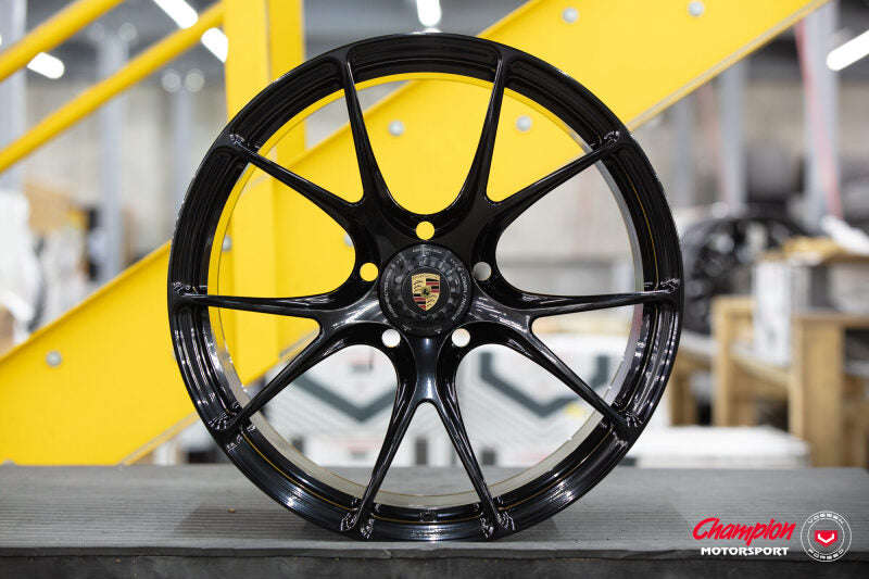 Vossen X Champion RS74 20X9.5 / ET38 / Gloss Black Wheel / Centerlock / 911 Turbo 992 - Front