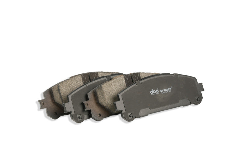 DBA 20-22 Toyota Highlander Front Street Series Brake Pads