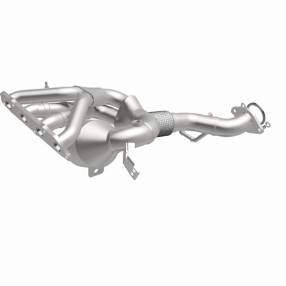 MagnaFlow Direct Fit Catalytic Converter 15-18 Mazda 3 2.0L OEM Grade Manifold