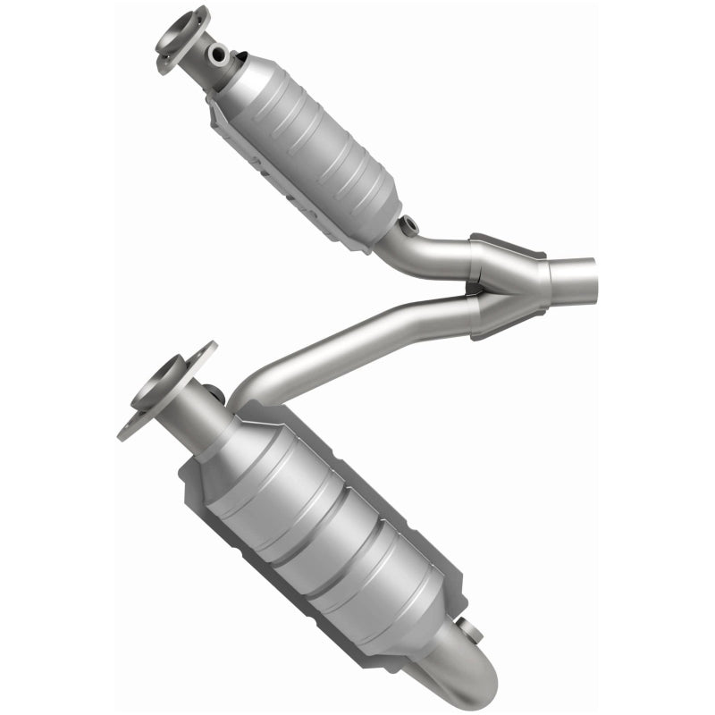 MagnaFlow 06 Mitsubishi Raider Direct Fit Catalytic Converter (California)
