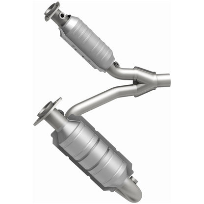 MagnaFlow 06 Mitsubishi Raider Direct Fit Catalytic Converter (California)