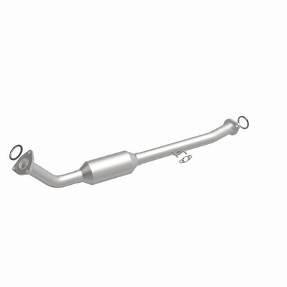 MagnaFlow Direct Fit Catalytic Converter OEM 2001-2004 Toyota Sequoia Underbody