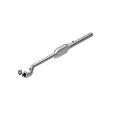 MagnaFlow Direct Fit Catalytic Converter 99 GM Express Van PS 5.7L