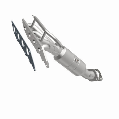 MagnaFlow Direct Fit Catalytic Converter 07 Ford Focus 2.0L Manifold **CA Emissions**