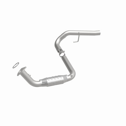 MagnaFlow Direct Fit Catalytic Converter 02-05 Escalade 6.0L Driver Side
