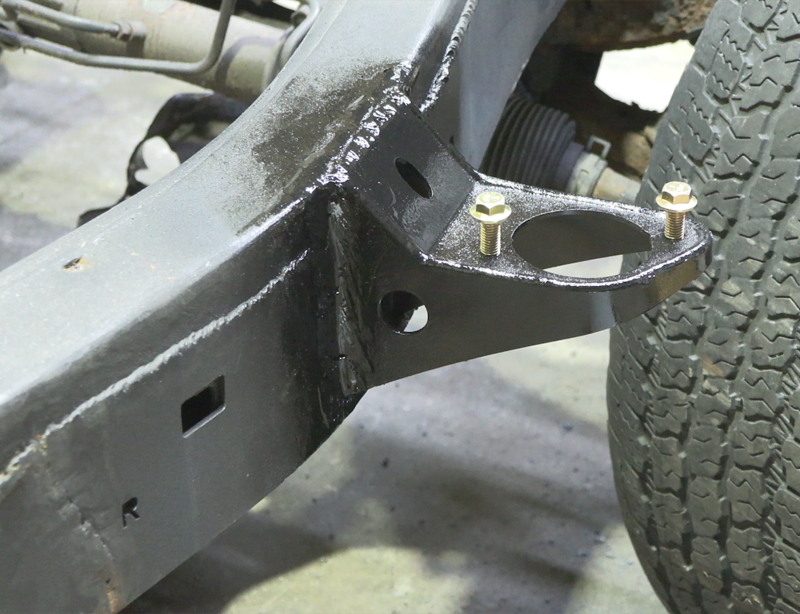 RustBuster Rust Buster 1996-2002 Toyota 4 Runner Front Body Frame Mount Bracket - Right