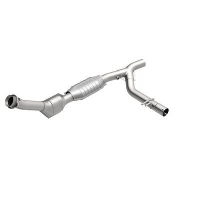 MagnaFlow Direct Fit Catalytic Converter 97-98 Expedition-Navigator