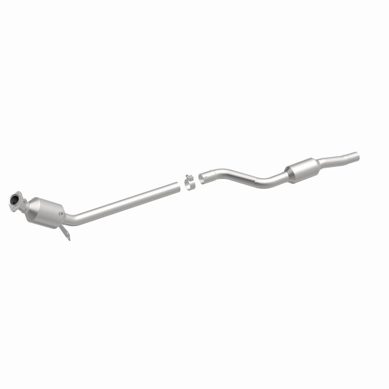 MagnaFlow 12-14 C350 V6 3.5 OEM Underbody Direct Fit Converter