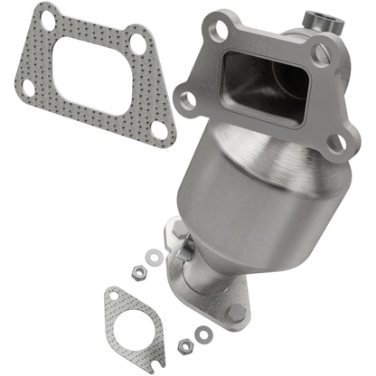 MagnaFlow Direct Fit Catalytic Converter 2010-2011 SRX 3 L Underbody
