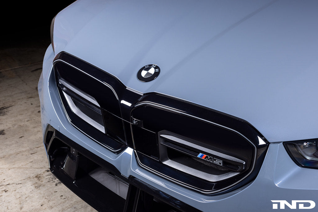 IND Carbon BMW Roundel Set