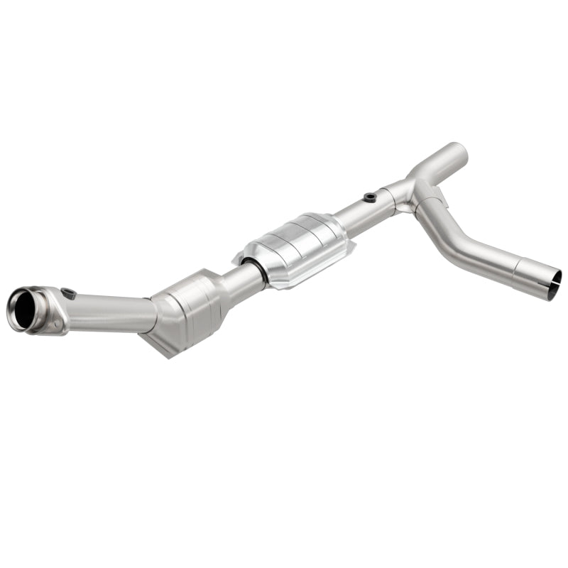 MagnaFlow Direct Fit Catalytic Converter 00-04 Ford E150 4.6L P/S