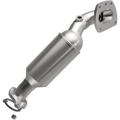 MagnaFlow Direct Fit Catalytic Converter 16-19 Toyota Tacoma 3.5L PS