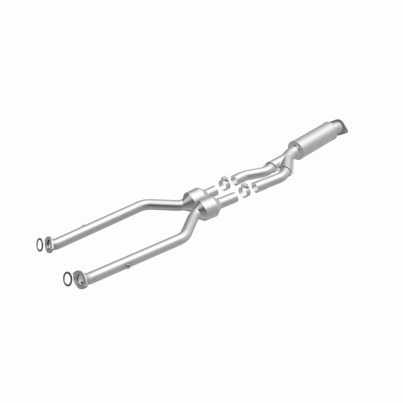 MagnaFlow Direct Fit Catalytic Converter 08-10 Lexus IS-F 5.0L
