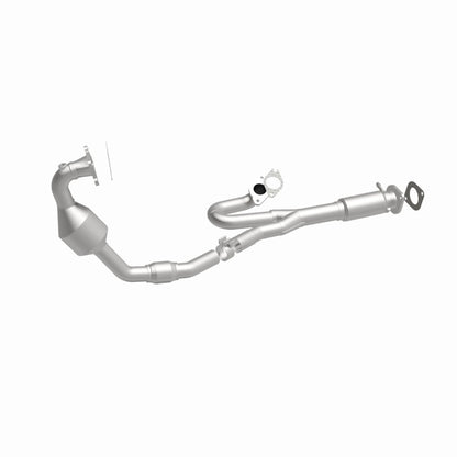 MagnaFlow Direct Fit Catalytic Converter 2010-2011 SRX 3 L Underbody