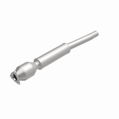MagnaFlow Direct Fit Catalytic Converter 03-06 VW Phaeton 4.2L PS Rr