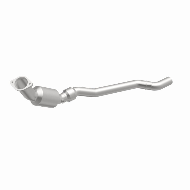 MagnaFlow Direct Fit Catalytic Converter 06-14 Chrysler 300 5.7L