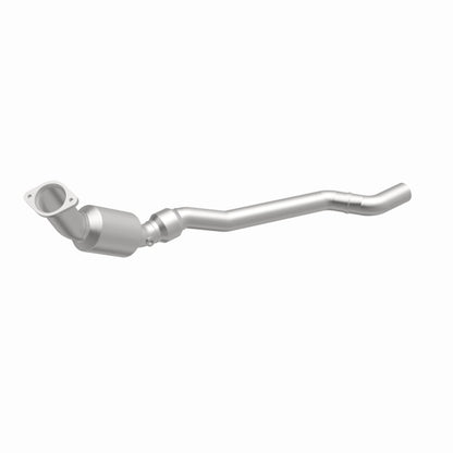 MagnaFlow Direct Fit Catalytic Converter 06-14 Chrysler 300 5.7L