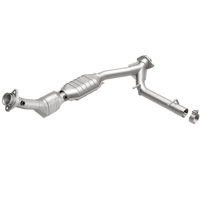 MagnaFlow Direct Fit Catalytic Converter 03 Lincoln Navigator 5.4L