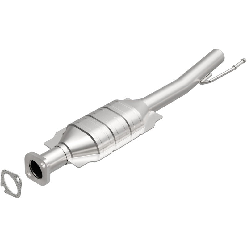 MagnaFlow Direct Fit Catalytic Converter 01-04 Escape 3.0L OEM