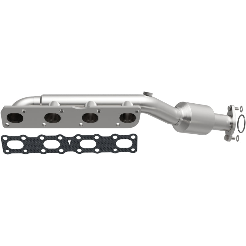 MagnaFlow 2004 Nissan Titan 5.6L Direct Fit Converter