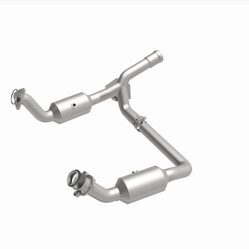 MagnaFlow 19-20 GMC Sierra 1500 Single Underbody 4.3L/5.3L Direct Fit Catalytic Converter