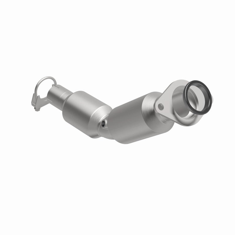 MagnaFlow Direct Fit Catalytic Converter 2010-2015 Prius L4 1.8 OEM Underbody