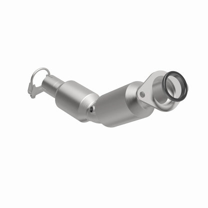 MagnaFlow Direct Fit Catalytic Converter 2010-2015 Prius L4 1.8 OEM Underbody
