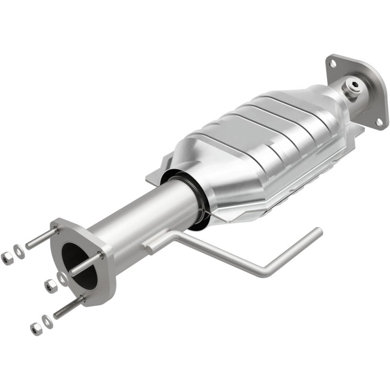 MagnaFlow Direct Fit Catalytic Converter 00-04 Jeep Wrangler 4.0L Rear/2.4L/2.5L