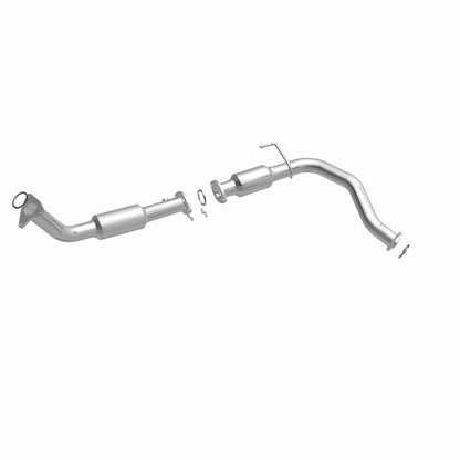 MagnaFlow 08-17 Toyota Sequoia 5.7L CARB Compliant Direct-Fit Catalytic Converter