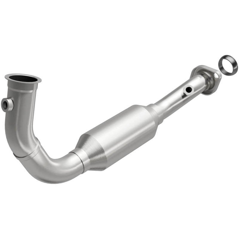 MagnaFlow Direct Fit Catalytic Converter OEM 2004 Jeep Liberty Underbody