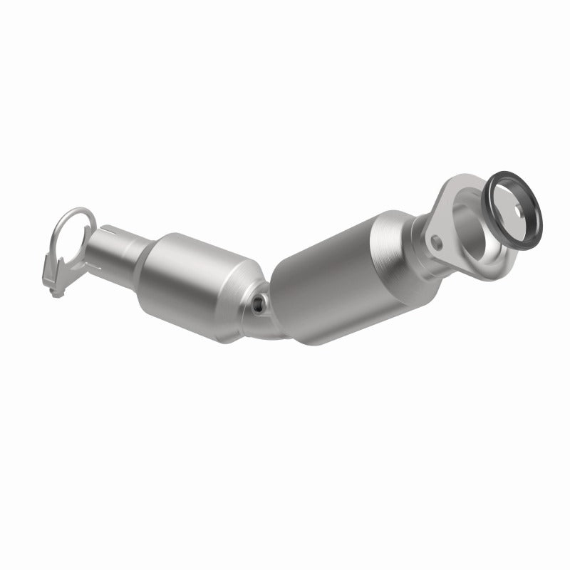 MagnaFlow Direct Fit Catalytic Converter 2010-2015 Prius L4 1.8 OEM Underbody