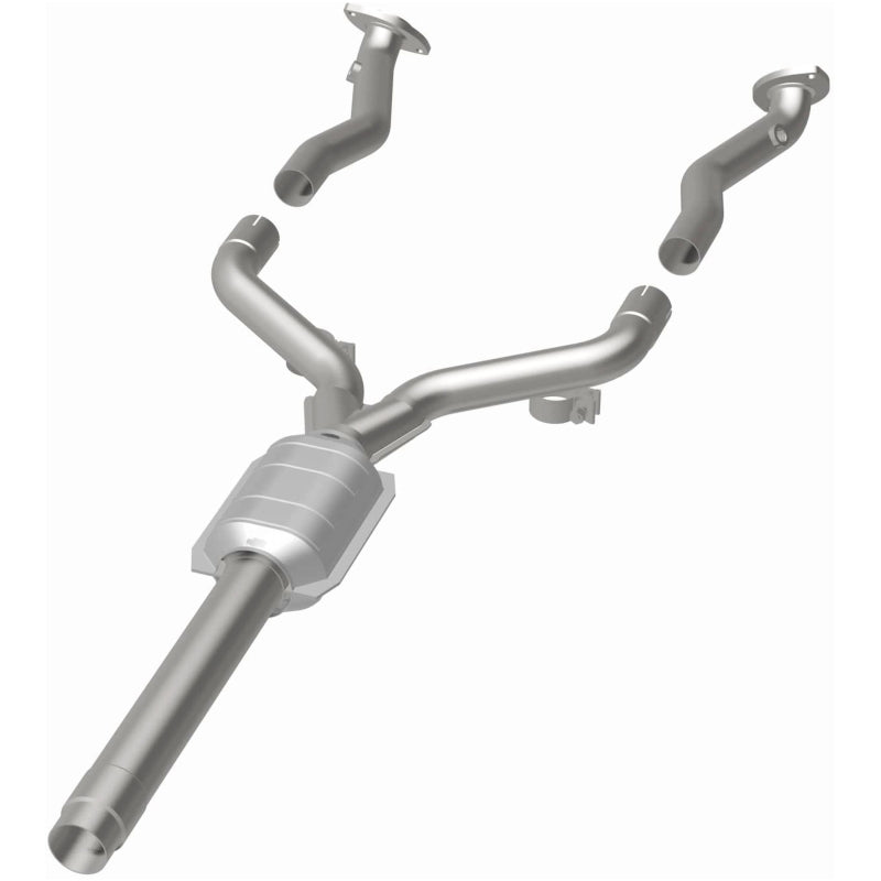 MagnaFlow Direct Fit Catalytic Converter 96-97 Lexus LS400 4.0L rear