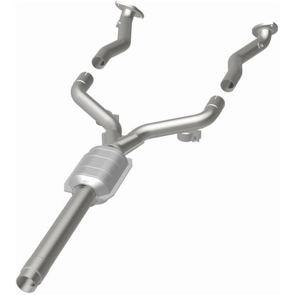 MagnaFlow Direct Fit Catalytic Converter 96-97 Lexus LS400 4.0L rear