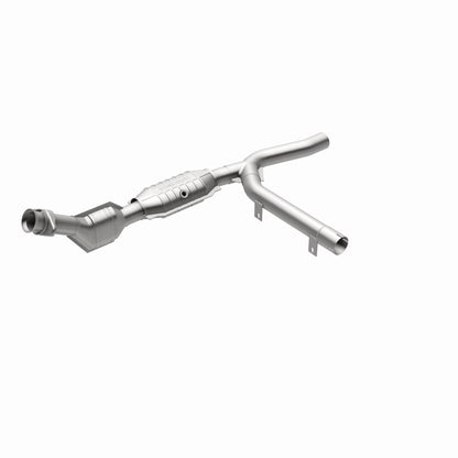 MagnaFlow Direct Fit Catalytic Converter 01 Ford F-150 4.2L