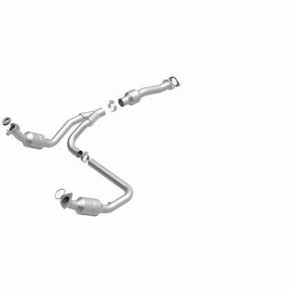 MagnaFlow 09-14 Chevrolet Express 1500 4.3L Direct Fit Converter
