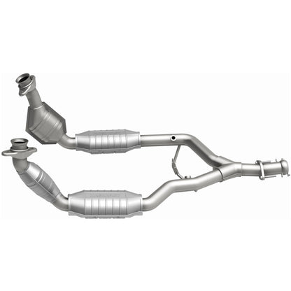 MagnaFlow Direct Fit Catalytic Converter 96-98 Ford Mustang 3.8L