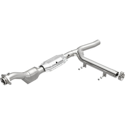 MagnaFlow Direct Fit Catalytic Converter 97-98 Ford Trucks 4.6L