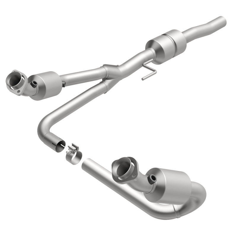 MagnaFlow Direct Fit Catalytic Converter 02-03 Dodge Durango