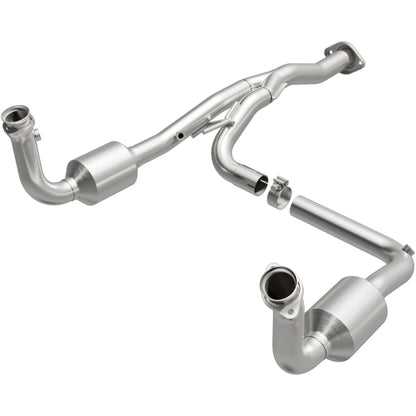MagnaFlow 05-07 Jeep Liberty 3.7L Direct Fit Converter