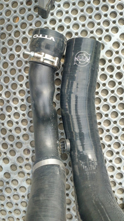 VTT-RS3-SIL 8V RS3/8S TTRS Silicone Charge pipes