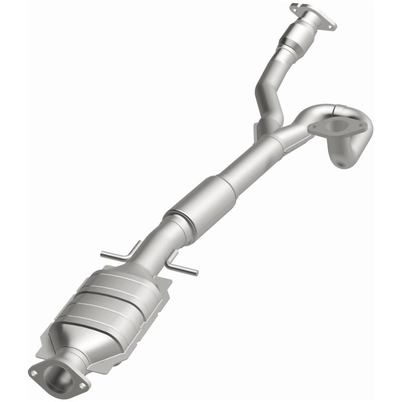 MagnaFlow Direct Fit Catalytic Converter 10-14 LaCrosse 3.0/3.6L